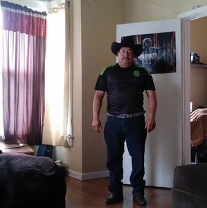 Meet your Posher, Jeronimo